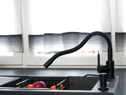 Caldo Freddo álló mosogató csaptelep FEKETE - FEKETE flexibilis kifolyócsővel