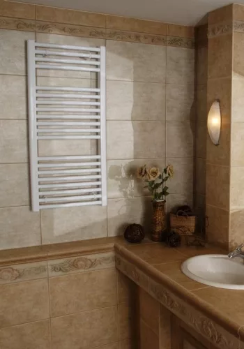 Birossi törölközőszárító radiátor - egyenes - fehér - 600 x 1320 mm
