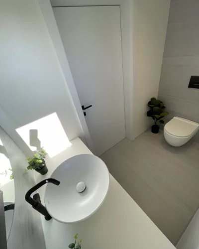 CeraStye City fali WC & Zero top counter mosdókagyló: tökéletes elegancia!