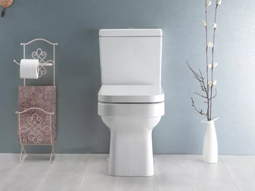 CeraStyle NOURA monoblokk WC - BEÉPÍTETT bidé funkcióval - NEM FALIG érő talppal - 62 cm