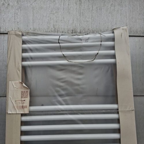 OUTLET - Törölközőszárító radiátor - Viva Platinum Therm - EGYENES - fehér - 600 x 1800 mm