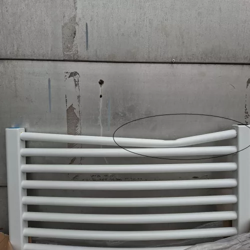 OUTLET - Birossi törölközőszárító radiátor - egyenes - fehér - 600 x 1320 mm