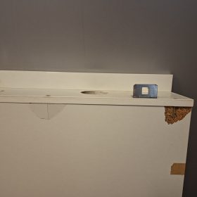   OUTLET - Viva SZQUARE 65 Tükrös fürdőszobai szekrény - JOBBOS szekrénnyel - 65 x 97 x 15 cm - SZÉPSÉGHIBÁS TERMÉK